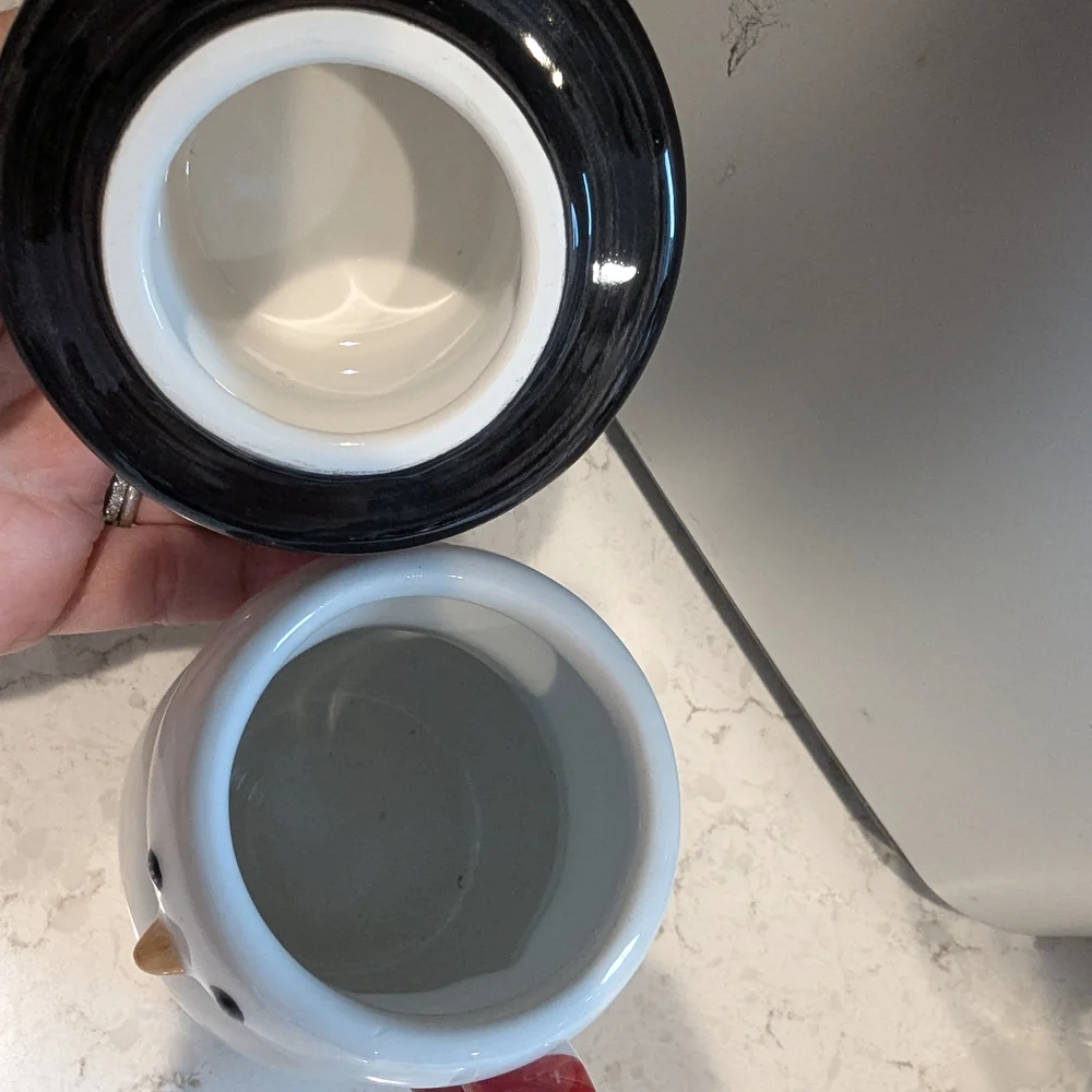 Williams Sonoma White Snowman Christmas Ceramic Mugs (4) - Picture 4 of 6